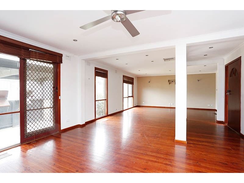 56 Fernbank Crescent, Mulgrave VIC 3170
