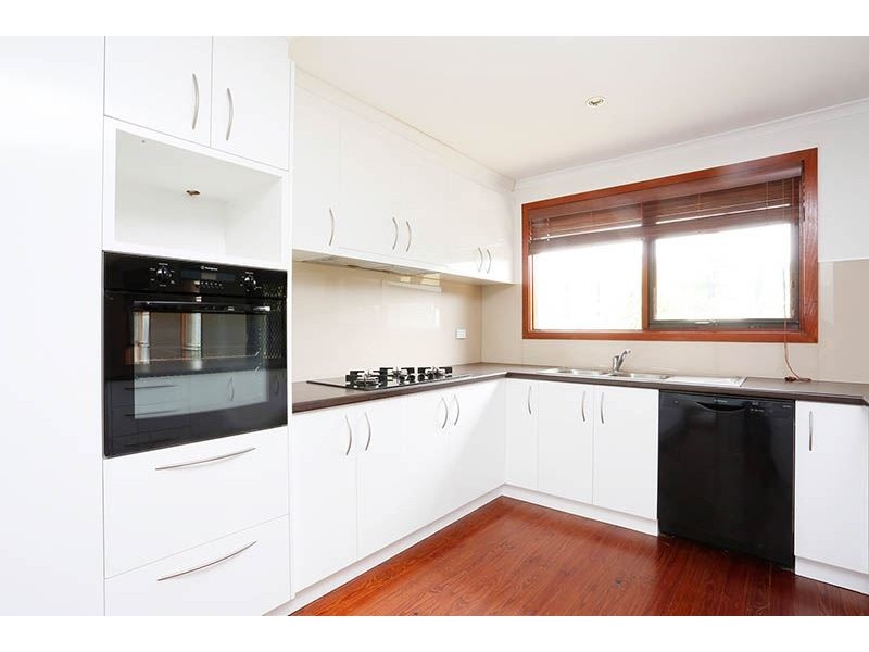 56 Fernbank Crescent, Mulgrave VIC 3170
