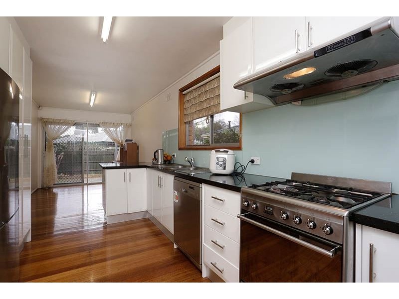 12 Booran Avenue, Glen Waverley VIC 3150