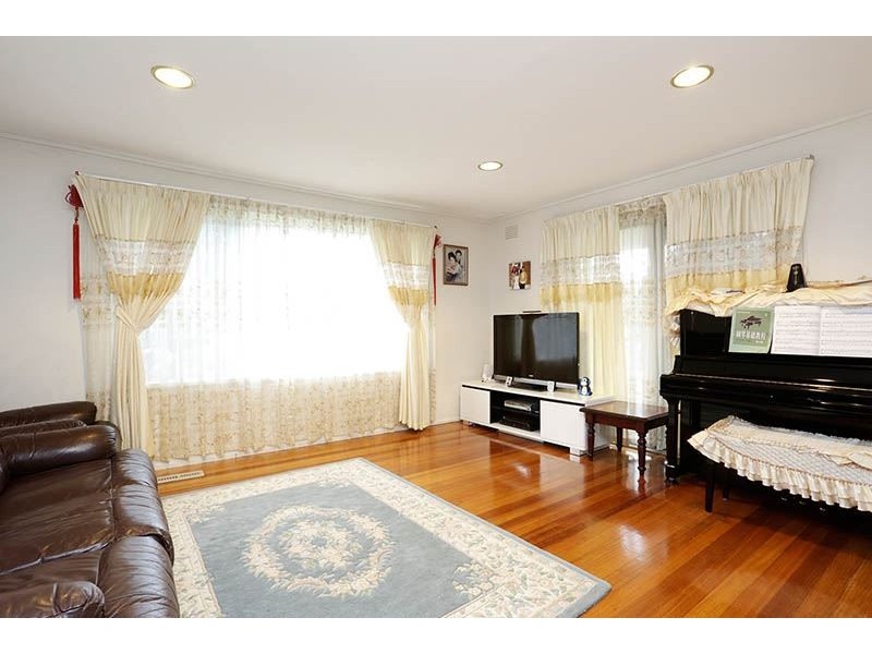 12 Booran Avenue, Glen Waverley VIC 3150