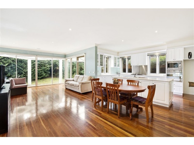 72 Cummins Road, Brighton East VIC 3187