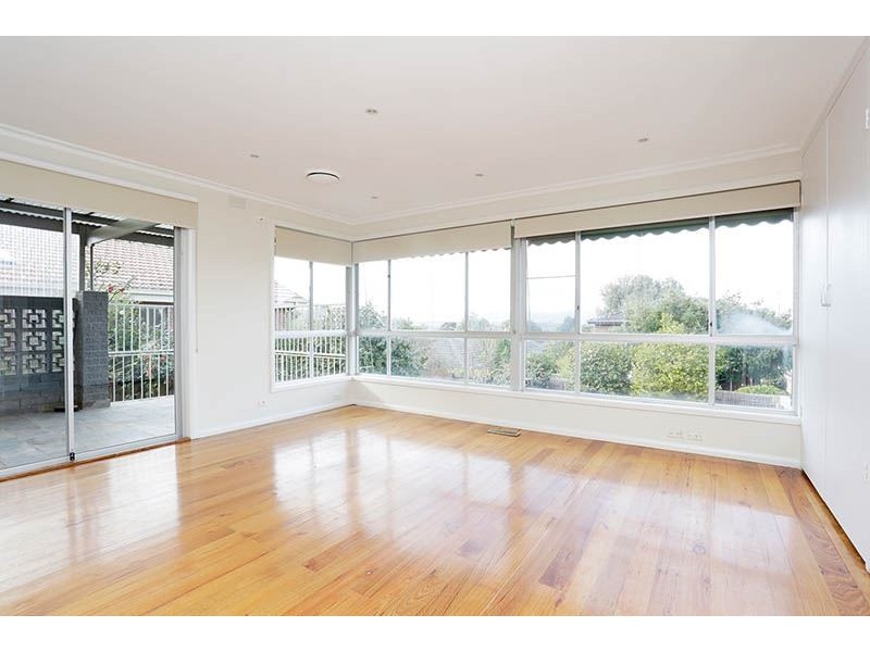 8 Nestan Court, Glen Waverley VIC 3150