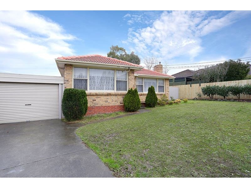 6 Kincumber Drive, Glen Waverley VIC 3150