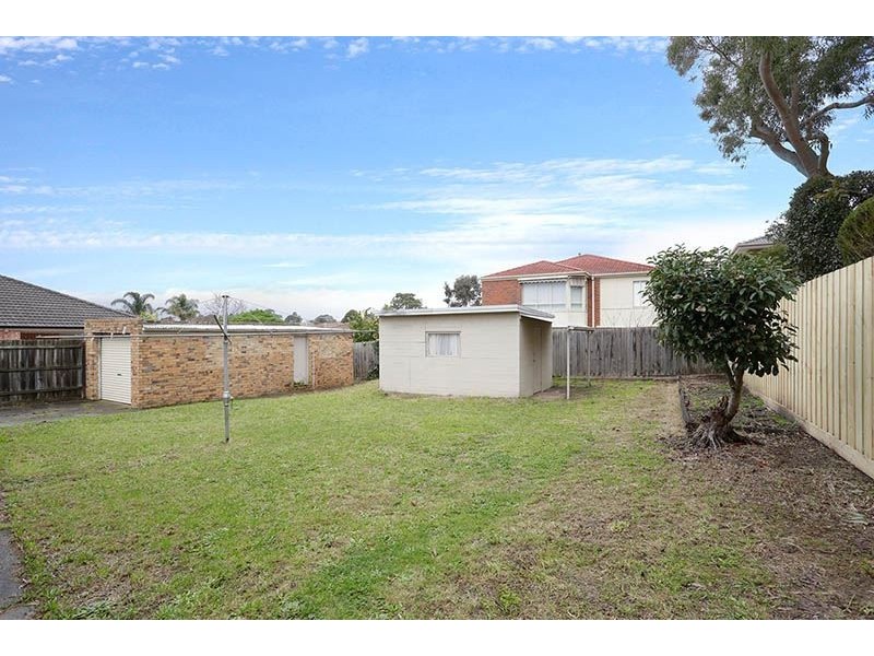 6 Kincumber Drive, Glen Waverley VIC 3150