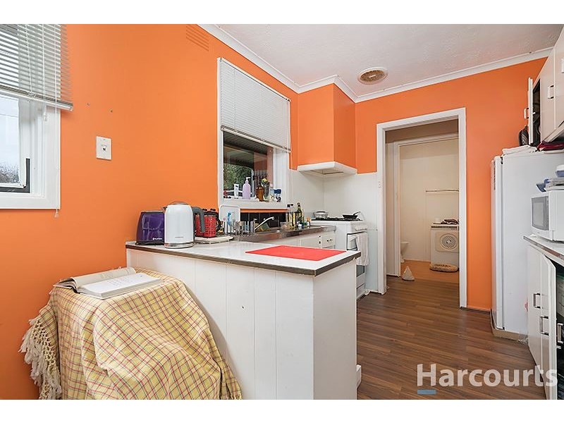 43 Whites Lane, Glen Waverley VIC 3150