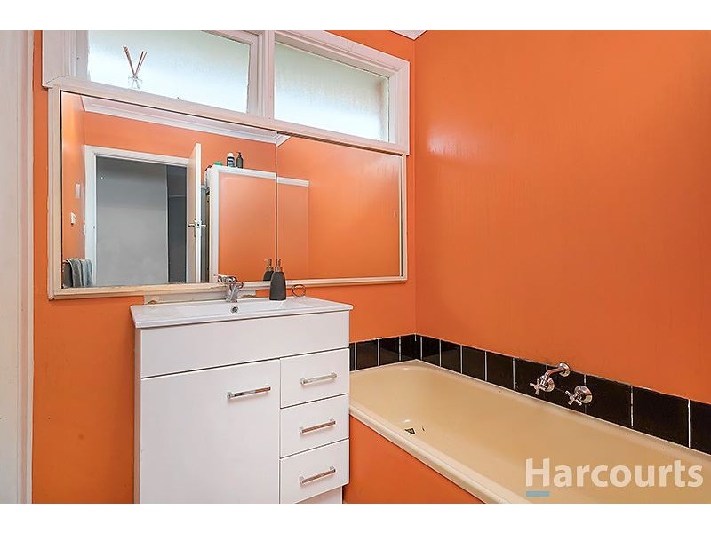 43 Whites Lane, Glen Waverley VIC 3150