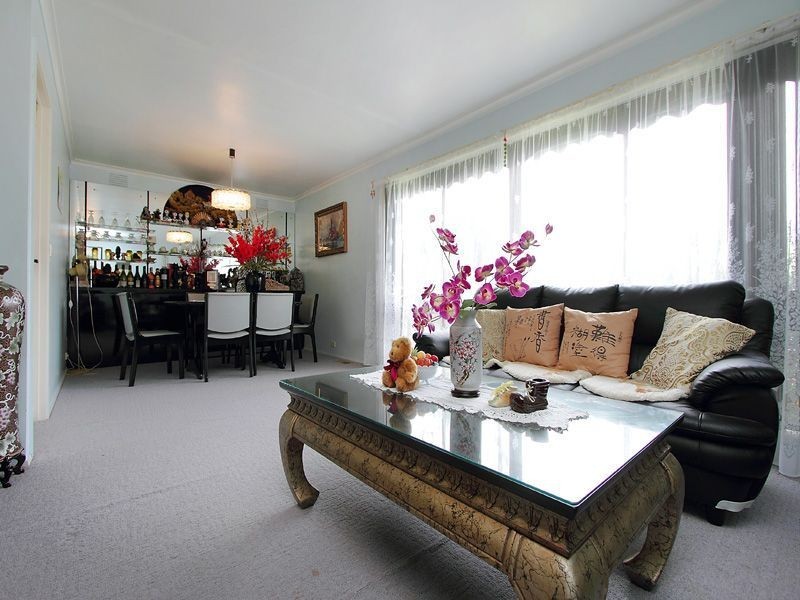 17 Lomond Drive, Glen Waverley VIC 3150