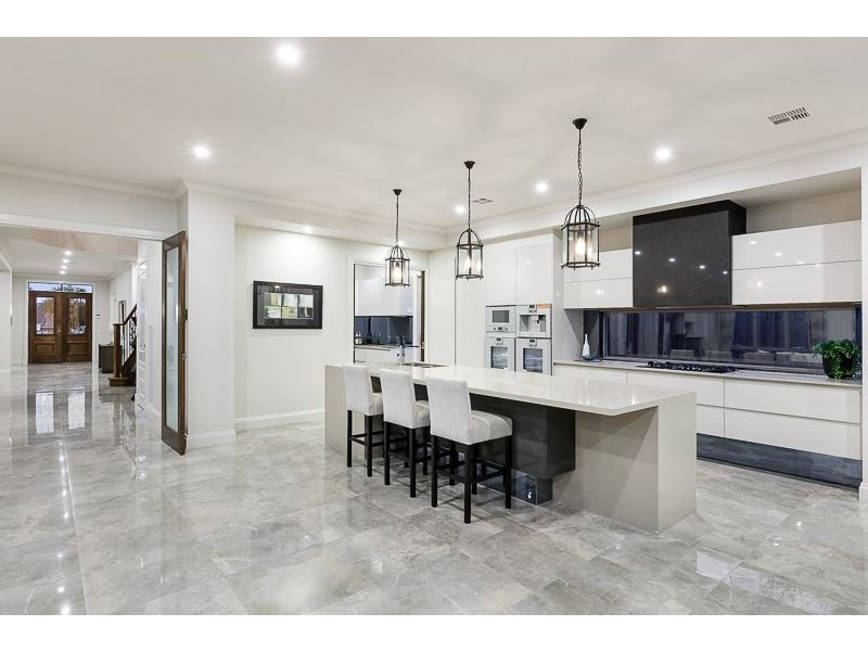 10 Victoria Avenue, Glen Waverley VIC 3150