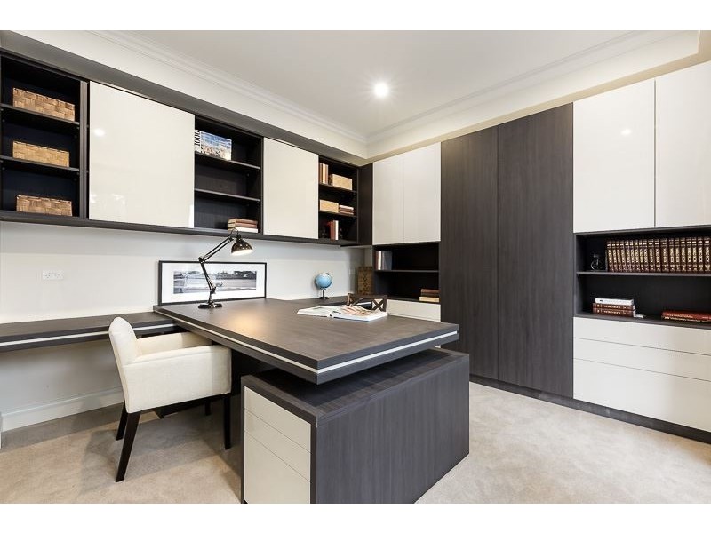 10 Victoria Avenue, Glen Waverley VIC 3150