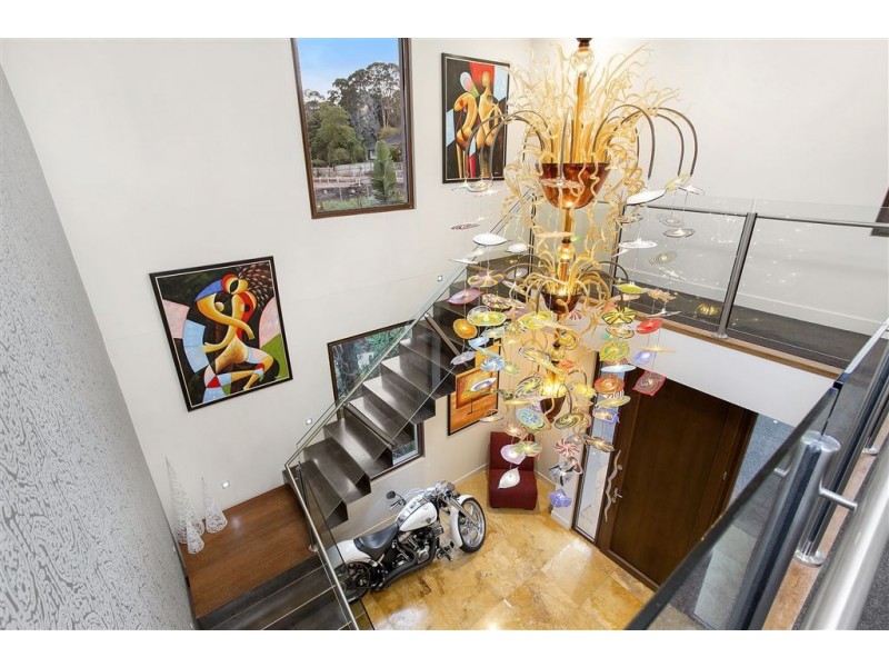 2 Riversdale Court, Mount Waverley VIC 3149