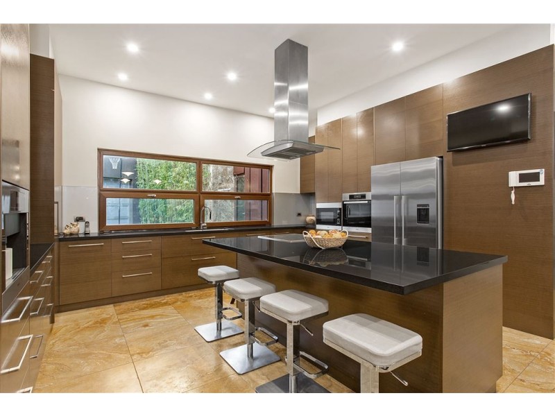 2 Riversdale Court, Mount Waverley VIC 3149