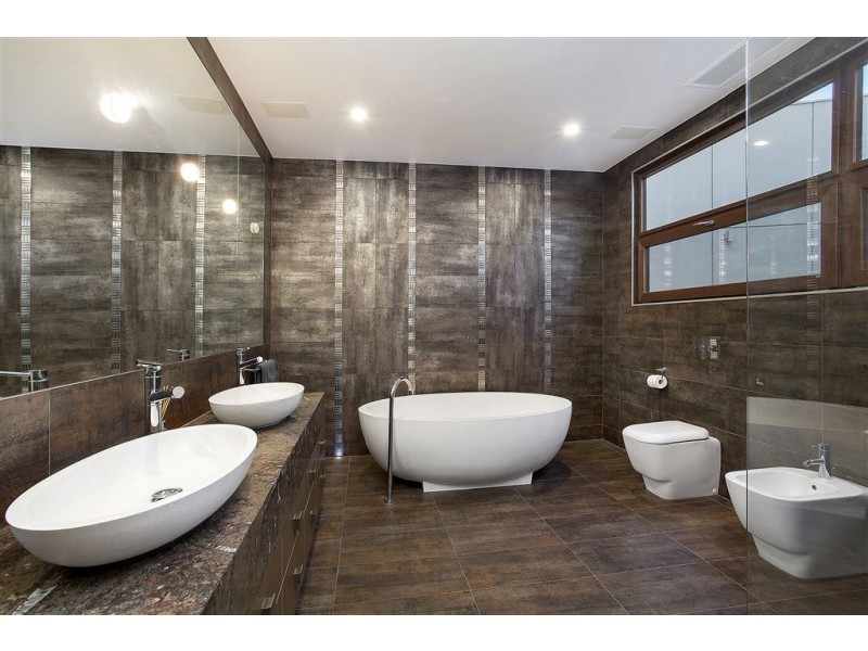 2 Riversdale Court, Mount Waverley VIC 3149