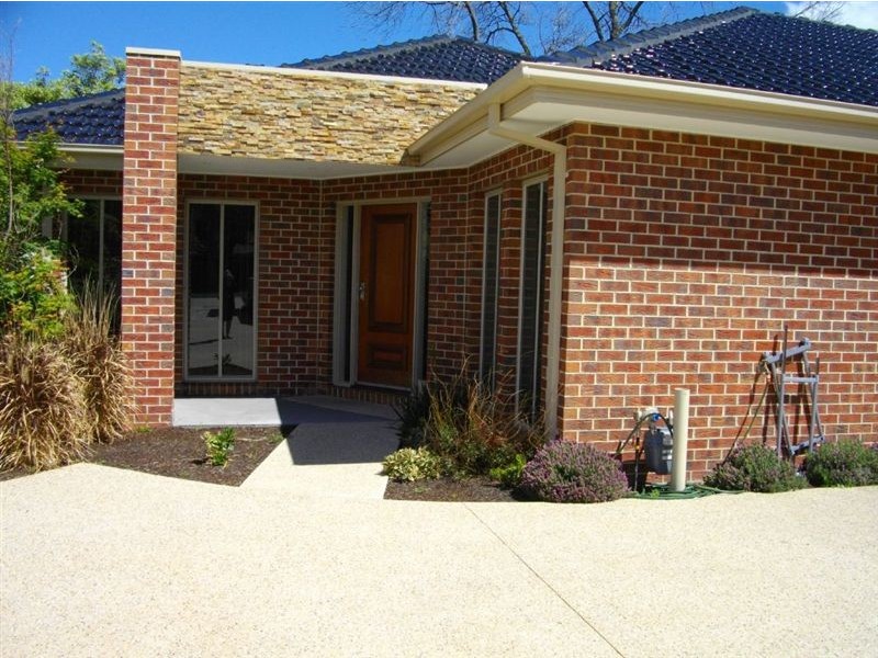 2/548 Highbury Road, Glen Waverley VIC 3150