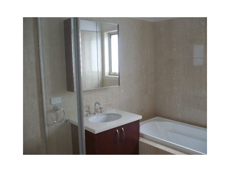 2/548 Highbury Road, Glen Waverley VIC 3150