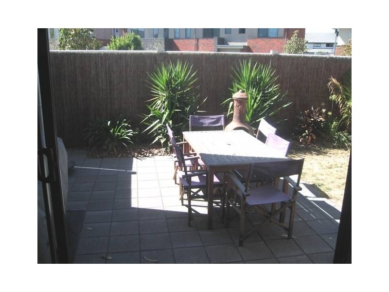 10 Liverpool Street, Mulgrave VIC 3170