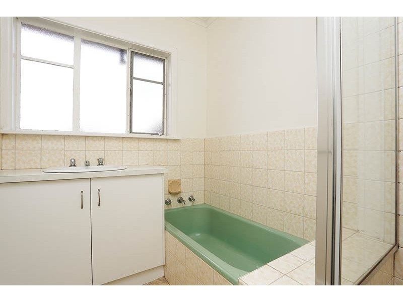 27 Montana Avenue, Mulgrave VIC 3170