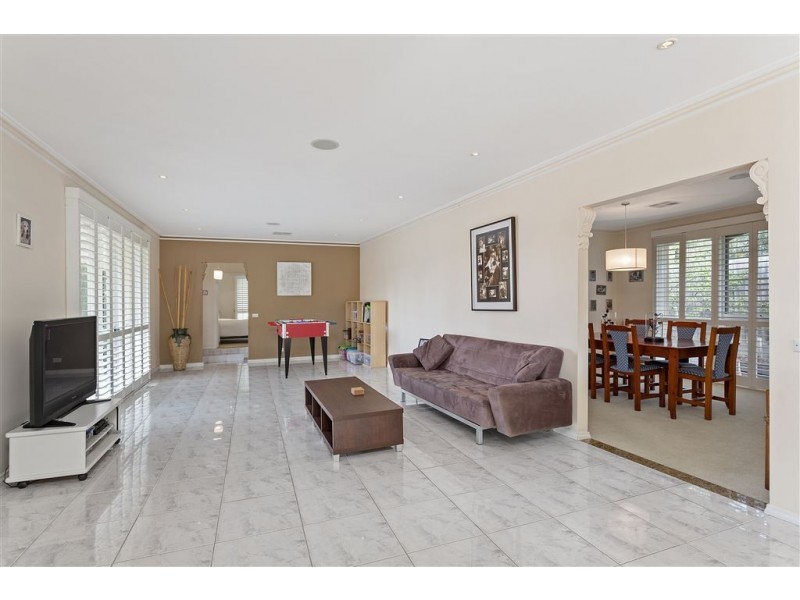 51 Campbell Street, Glen Waverley VIC 3150