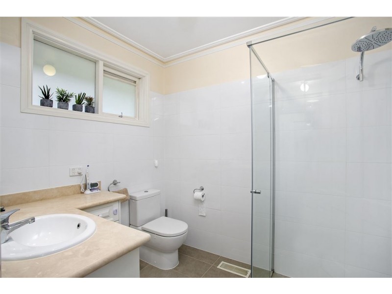 51 Campbell Street, Glen Waverley VIC 3150