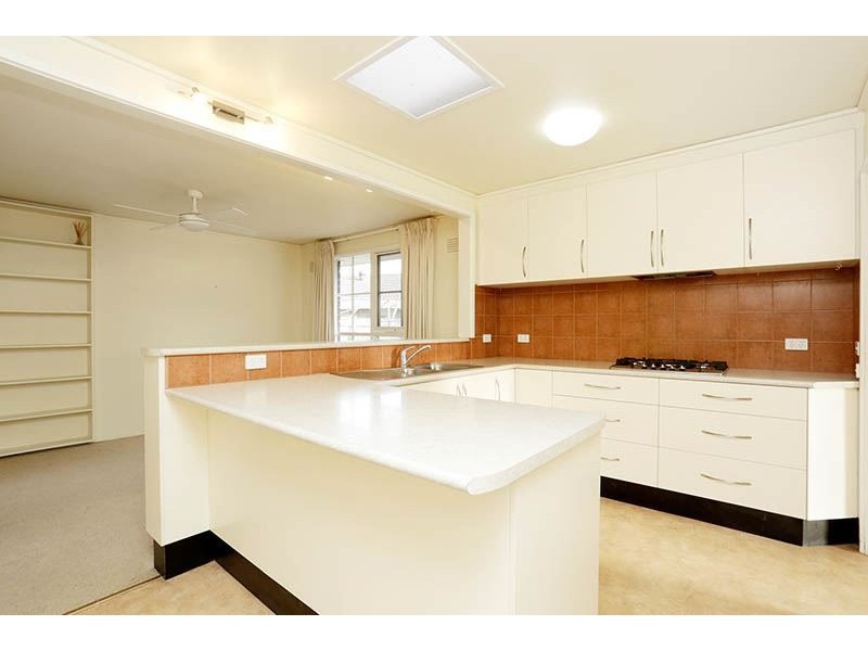 4 Booran Avenue, Glen Waverley VIC 3150