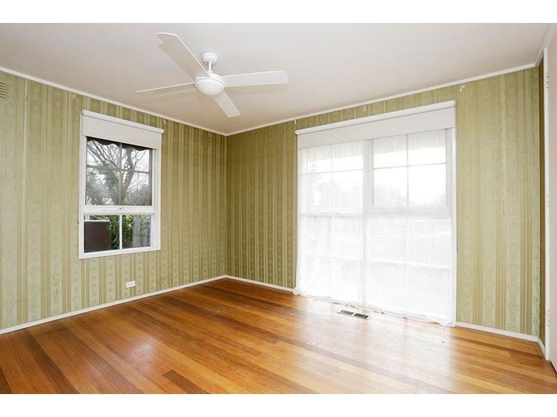 4 Booran Avenue, Glen Waverley VIC 3150