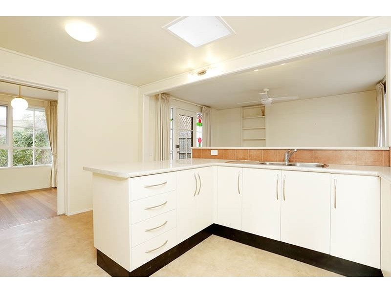 4 Booran Avenue, Glen Waverley VIC 3150