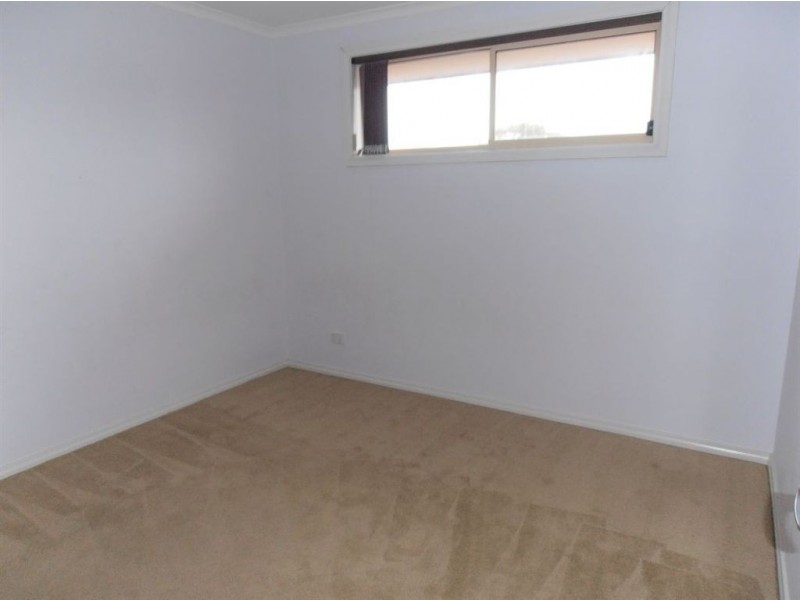2/12 Owens Avenue, Glen Waverley VIC 3150