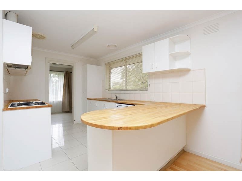 36 Mowbray Drive, Wantirna South VIC 3152