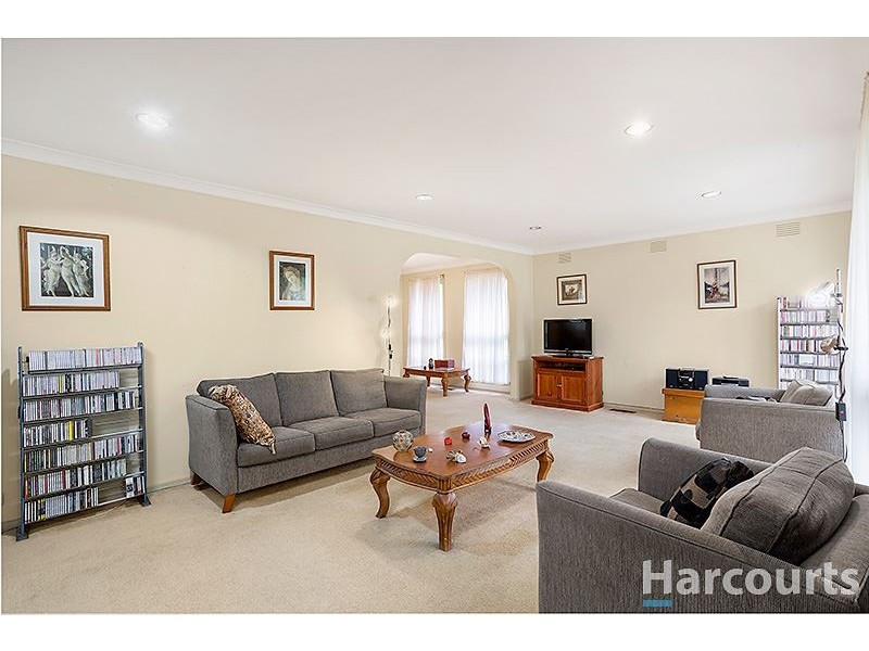 37 King Arthur Drive, Glen Waverley VIC 3150
