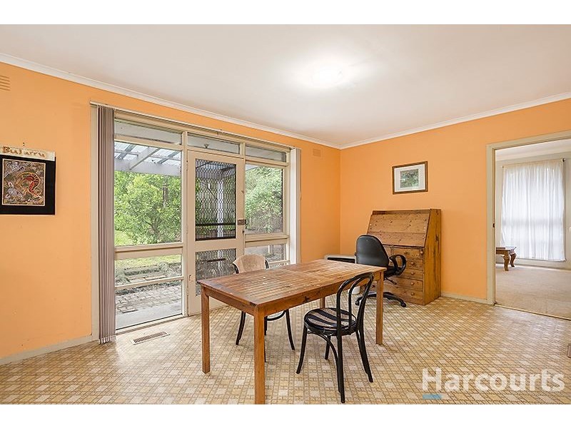 37 King Arthur Drive, Glen Waverley VIC 3150