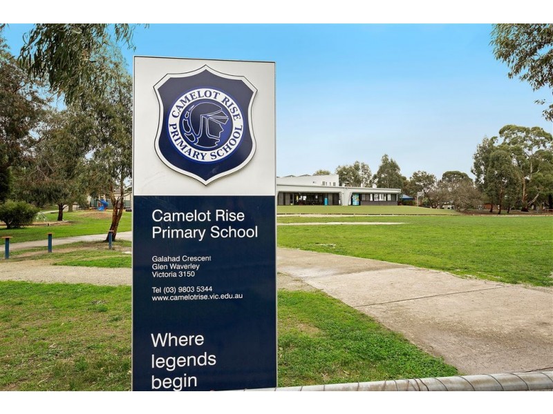 37 King Arthur Drive, Glen Waverley VIC 3150