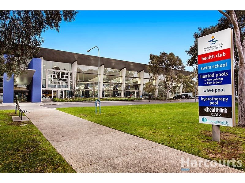 21 Elmwood Crescent, Glen Waverley VIC 3150