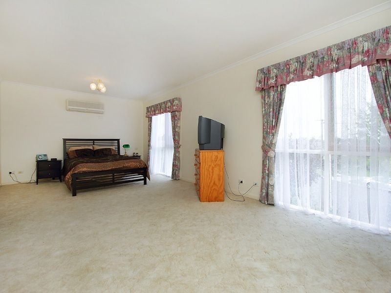 5 Bella Court, Wheelers Hill VIC 3150