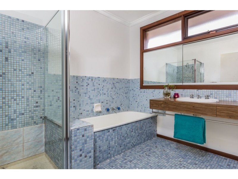 885 High Street Road, Glen Waverley VIC 3150