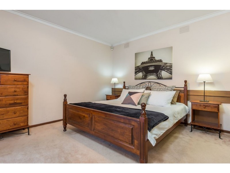 885 High Street Road, Glen Waverley VIC 3150