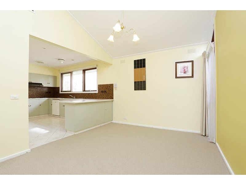 238 Gallaghers Road, Glen Waverley VIC 3150