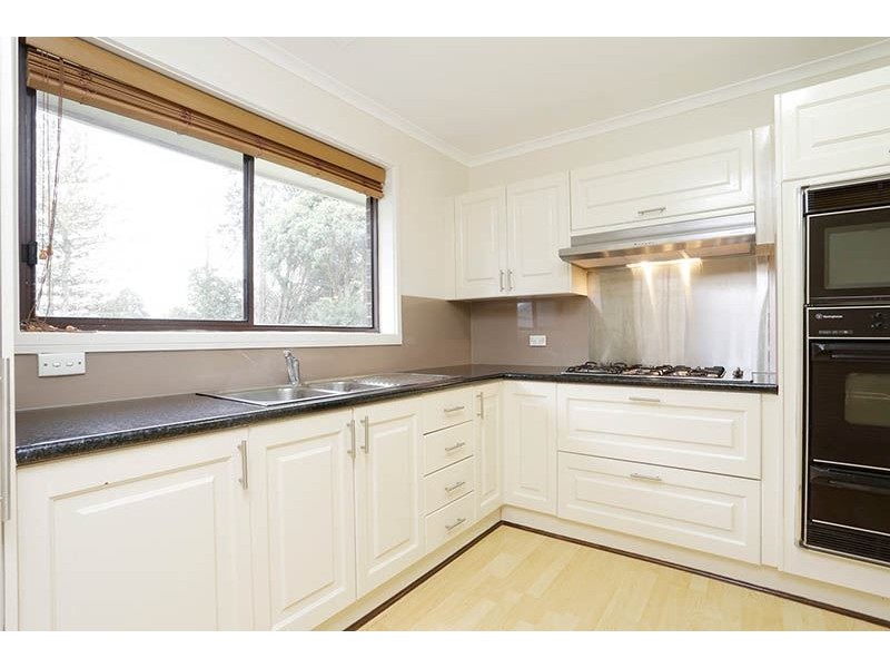 3 Stirling Road, Croydon VIC 3136