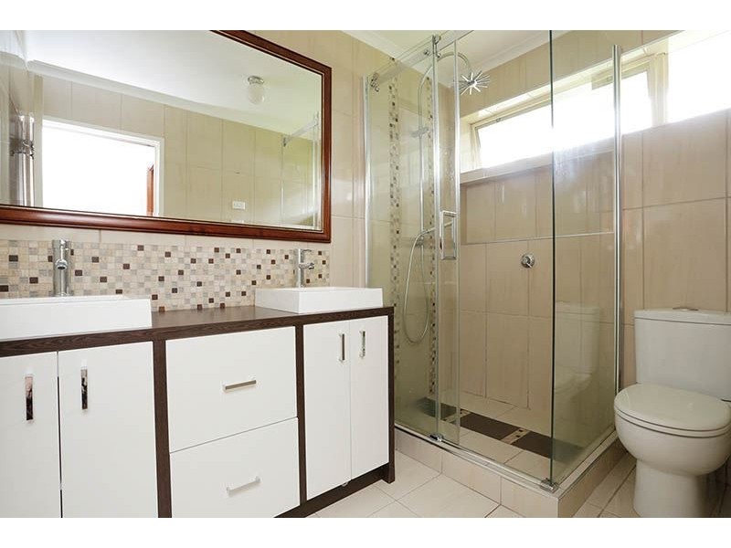 3 Stirling Road, Croydon VIC 3136