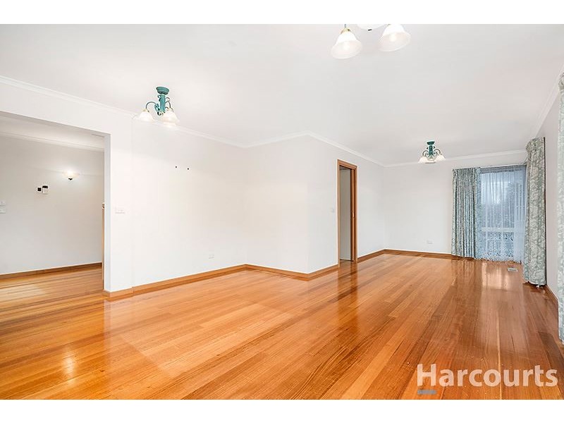 31 Jordan Grove, Glen Waverley VIC 3150