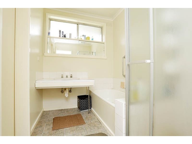 1/3 Janice Road, Glen Waverley VIC 3150
