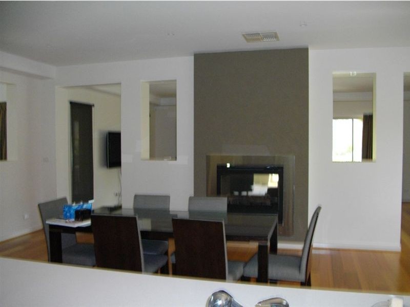 5 The Outlook, Glen Waverley VIC 3150