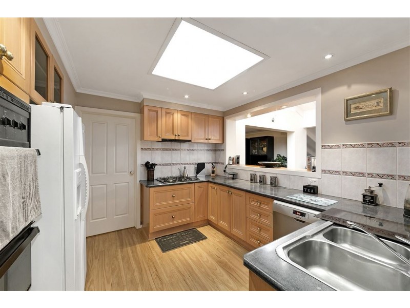 23 Chancellor Drive, Wheelers Hill VIC 3150