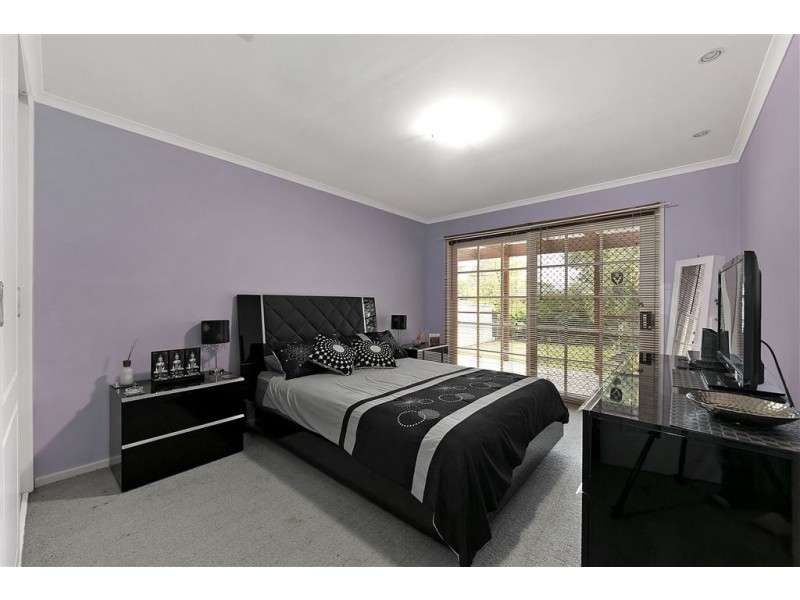 23 Chancellor Drive, Wheelers Hill VIC 3150