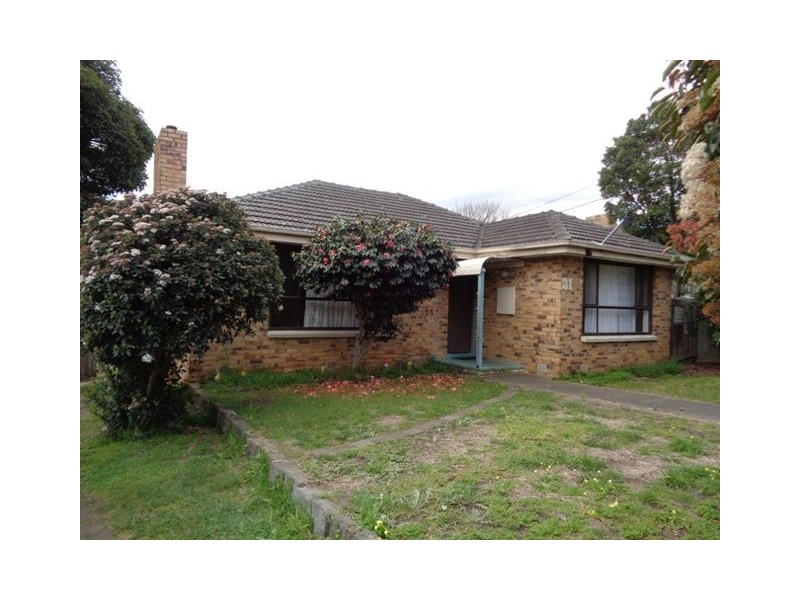 31 Fairland Avenue, Oakleigh East VIC 3166