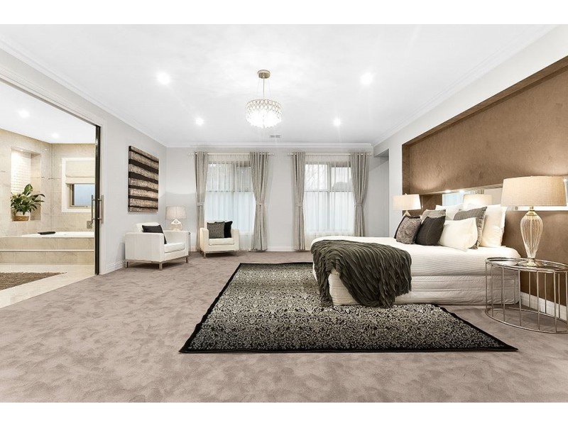 29 Lincoln Avenue, Glen Waverley VIC 3150