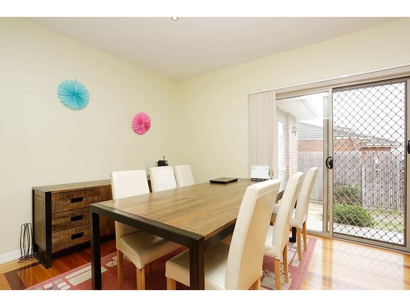 2/44 Vermont Street, Glen Waverley VIC 3150