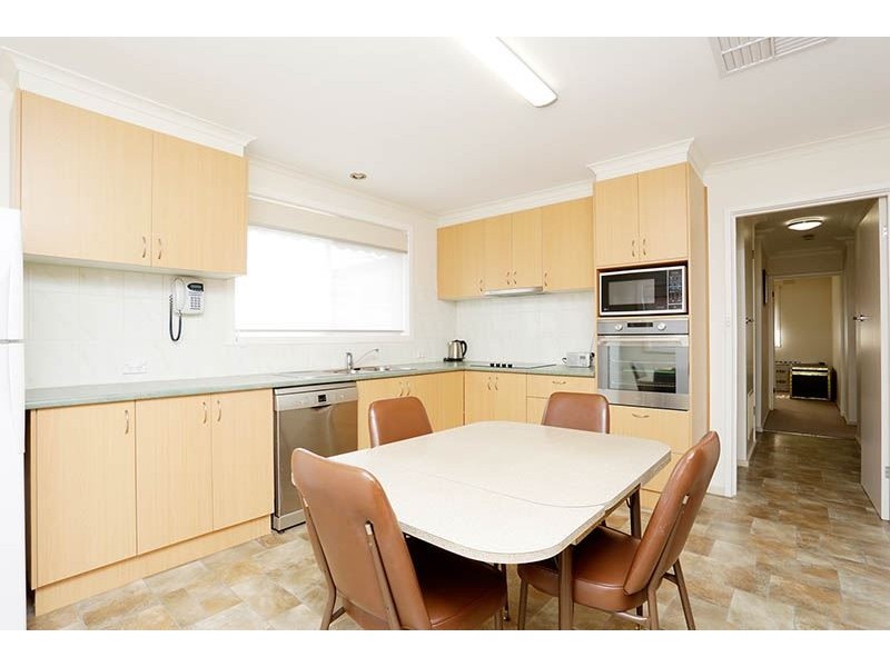 12 Large Street, Springvale VIC 3171