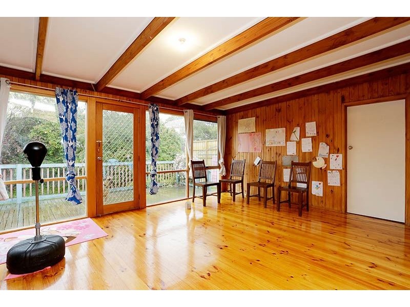 10 Hillview Avenue, Mount Waverley VIC 3149