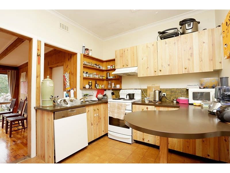 10 Hillview Avenue, Mount Waverley VIC 3149