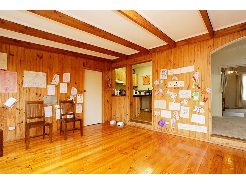 10 Hillview Avenue, Mount Waverley VIC 3149