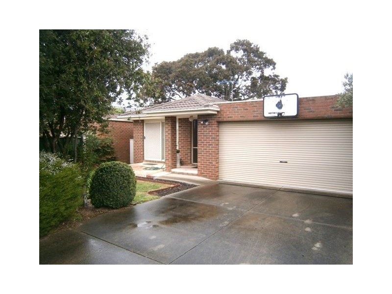 2/10 Janice Road, Glen Waverley VIC 3150